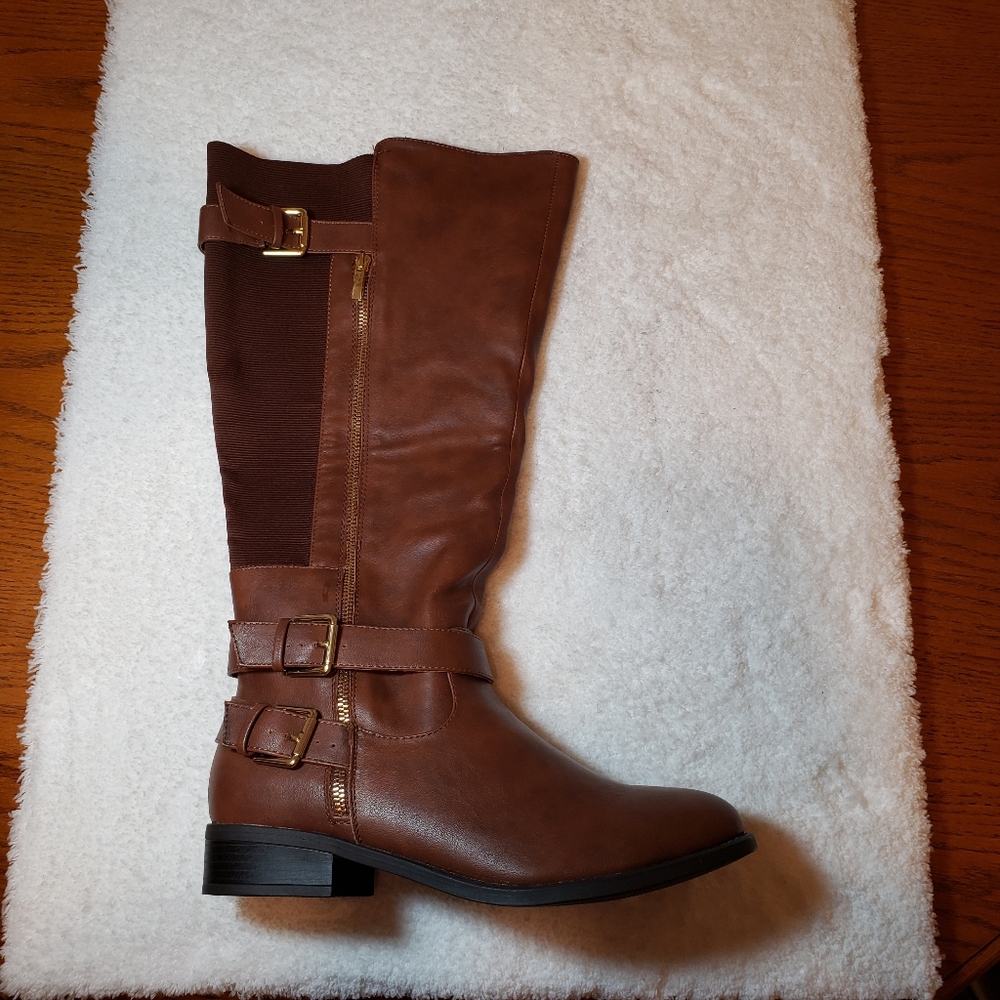 Torrid Brown Double Buckle Side Zip  11.5W